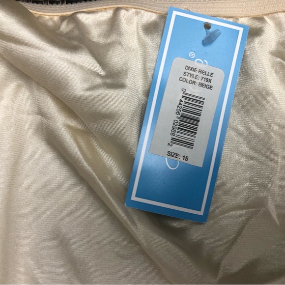 Dixie Belle bloomer shiny plus size panties Sz: 15 NWT - Picture 7 of 7